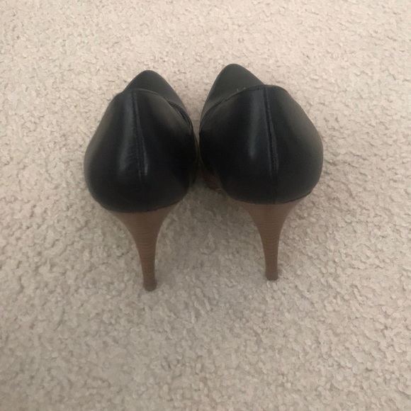 Shoes - Picture 3 of 5